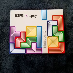 Tetris X makeup pallet